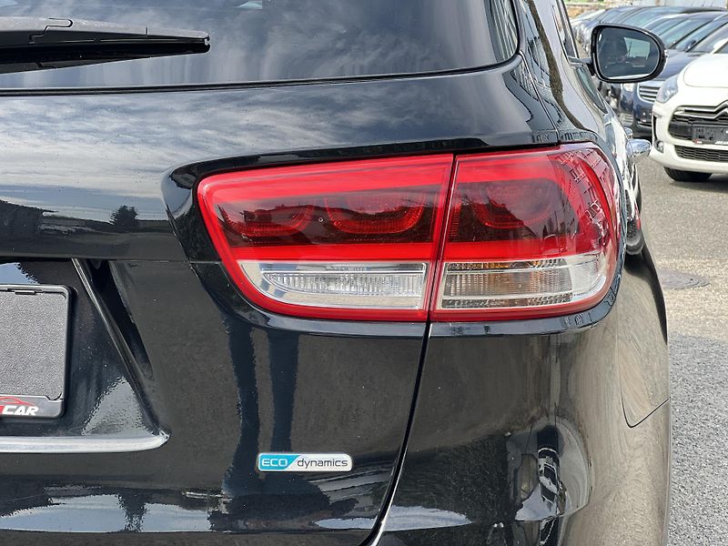 Kia Sorento 2.2CRDi REBEL 4x4 KŮŽE 7MÍST - fotka 52 z 52