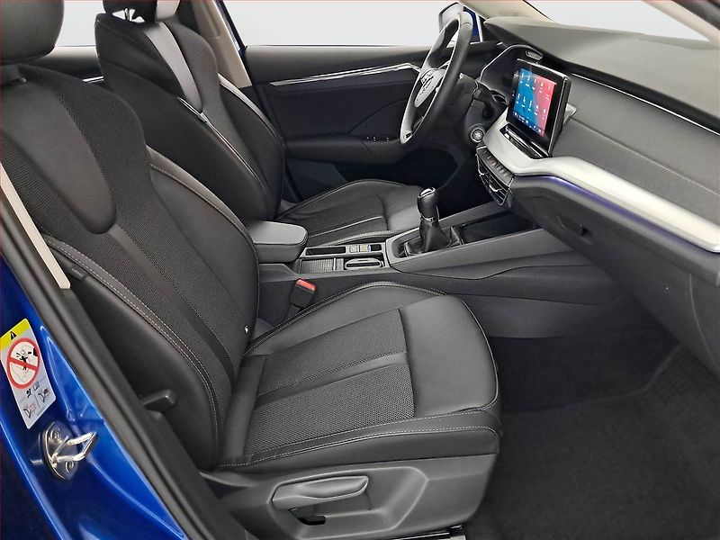 Škoda Octavia (2024) 2.0 TDI - fotka 9 z 20