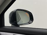 Volvo XC90 (2026) B5 AWD AUT DARK PLUS 7míst - náhled 31