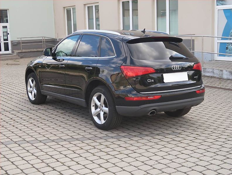 Audi Q5 (2016) S line 2.0 TDI, 4X4, Automat - fotka 4 z 19