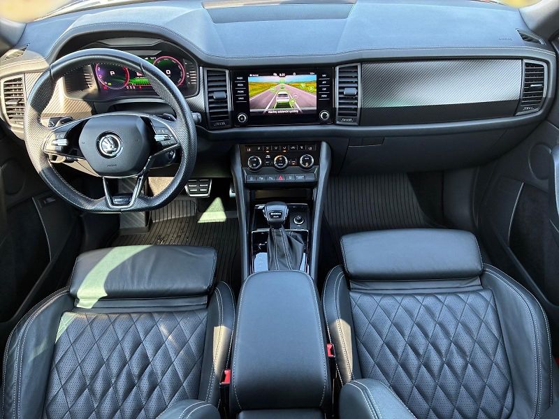 Škoda Kodiaq (2023) SPORTLINE 2.0TDI 147kW DSG 4x4 - fotka 9 z 11