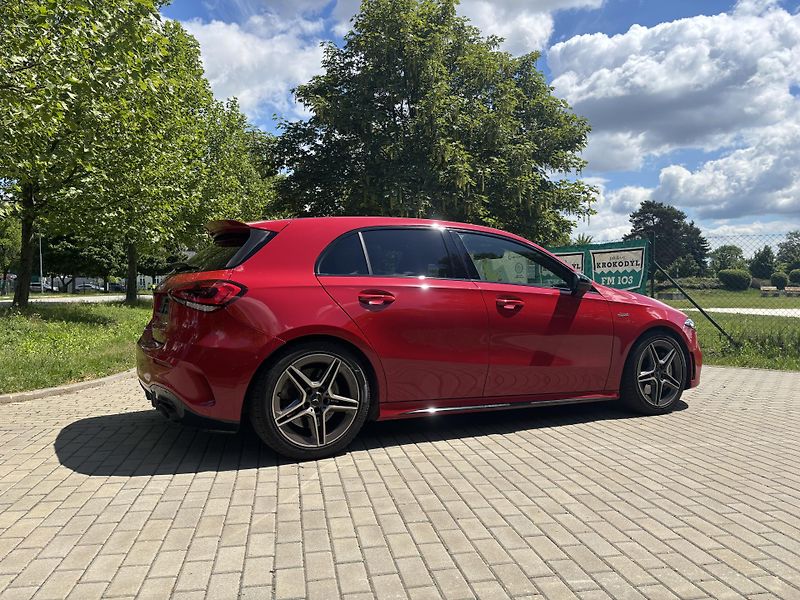 Mercedes-Benz Třídy A A 35 AMG 4Matic - fotka 11 z 31