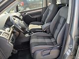 Volkswagen Touran 1.9 TDI, United, 6 rychl. - náhled 17