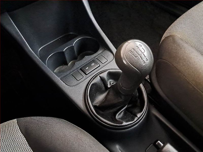Škoda Fabia (2010) 1.2, po STK, v provozu - fotka 14 z 15