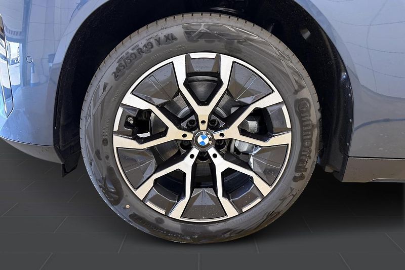 BMW X3 20 xDrive - fotka 6 z 10