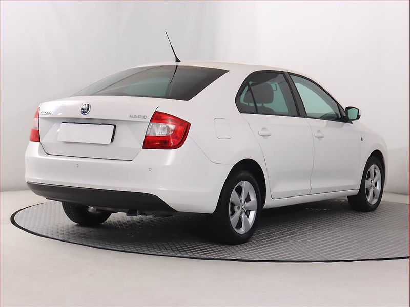Škoda Rapid (2015) 1.2 TSI, Tempomat - fotka 5 z 18