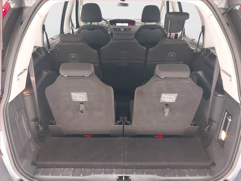 Citroën C4 Picasso (2010) 1.6 HDi, Automat, 7 míst - fotka 14 z 20