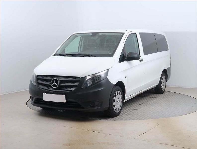 Mercedes-Benz Vito (2018) 114 CDI, Bus, 9Míst, ČR - fotka 2 z 16