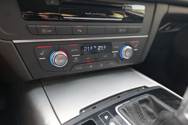 Audi A6 3.0 TDI 180kW KESSY Paměť Taž - fotka 24 z 34