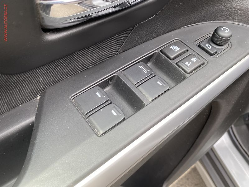 Suzuki S-Cross (2018) 1.0BJet, Premium, bixen - fotka 13 z 17