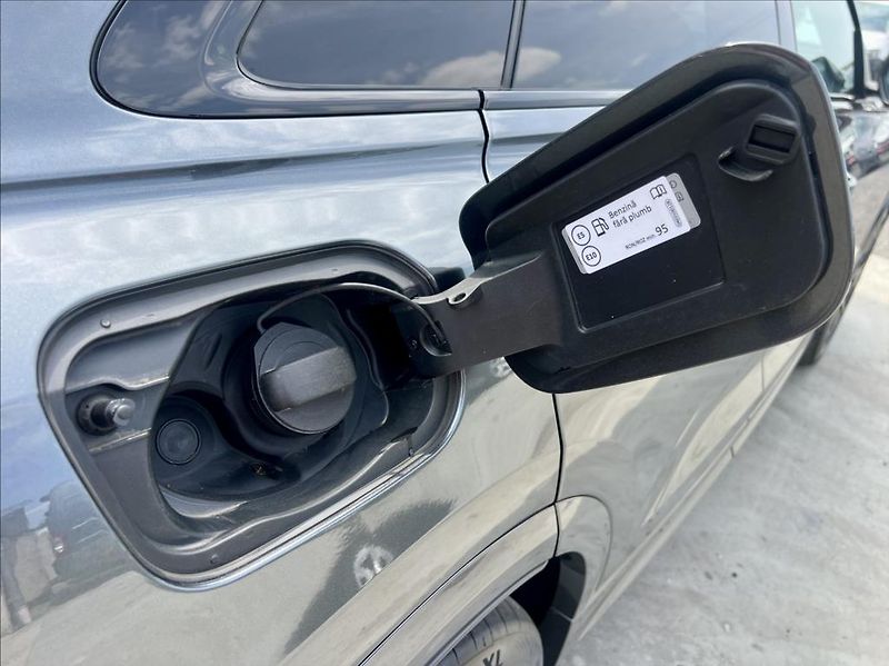 Audi RS Q8 4,0 TFSi QUATTRO MATRIX záruka - fotka 46 z 46