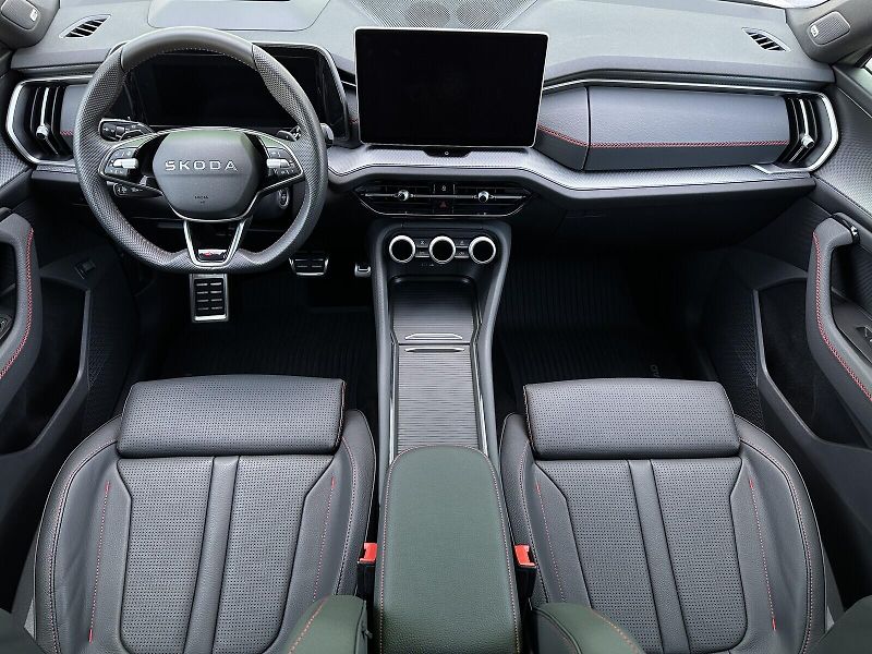 Škoda Kodiaq RS 265PS 2.0TSi 4x4 DSG Matrix - fotka 40 z 50