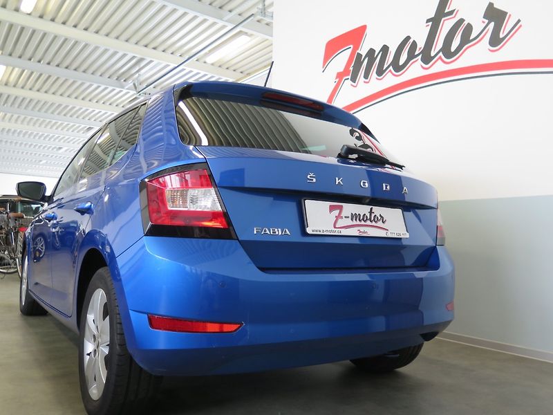 Škoda Fabia (2021) 1.0TSI,kamera,klima,výhřev, - fotka 25 z 26