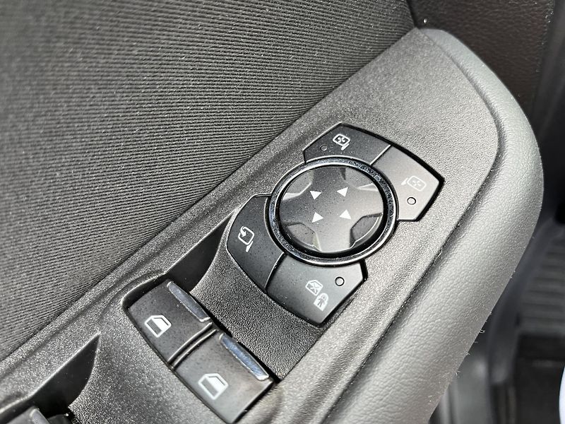Ford S-MAX (2022) 2.0Eco SPORT*KAMERA*TAŽNÉ*NAVI - fotka 42 z 48