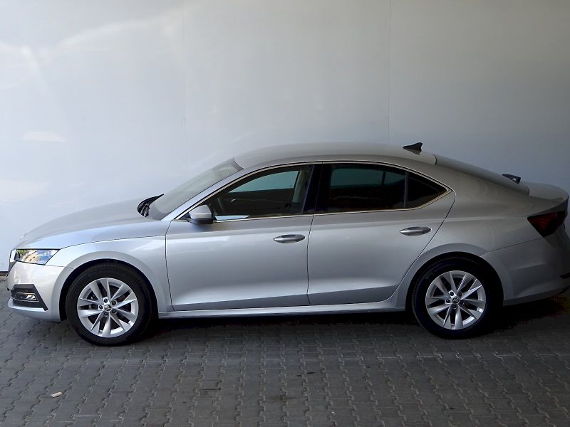 Škoda Octavia (2023) STYLE TD 110/2.0 M6F Navi pake - fotka 21 z 23