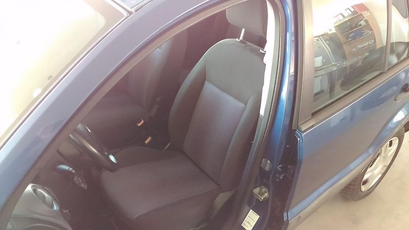 Ford Fusion (2008) 1,4i,59KW,KLIMA,CD,EL.VÝBAVA - fotka 18 z 27