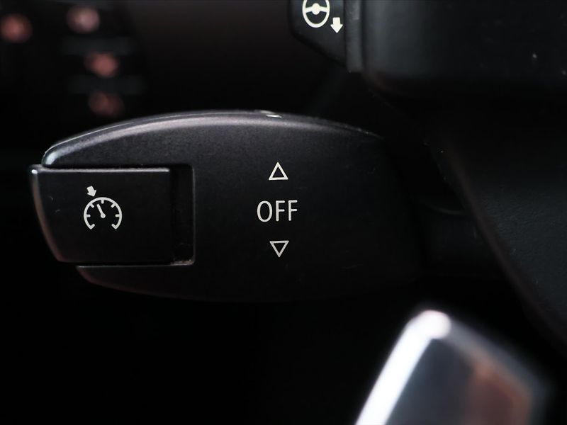 BMW Řada 6 3,0 635d 210kW Aut. Navi Xenon - fotka 14 z 28