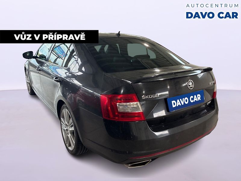 Škoda Octavia 2,0 TDI 135kW RS Xenon Navi - fotka 2 z 12