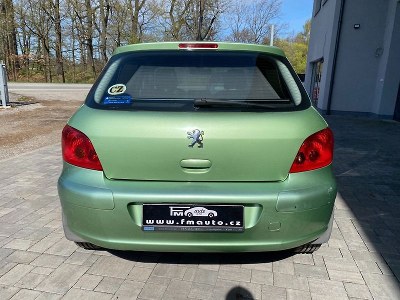 Peugeot 307 (2001) 2.0HDi Koupeno CZ - fotka 6 z 34
