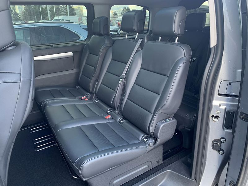 Citroën SpaceTourer SHINE 2.0 BlueHDi 130kW AT8 - fotka 6 z 24