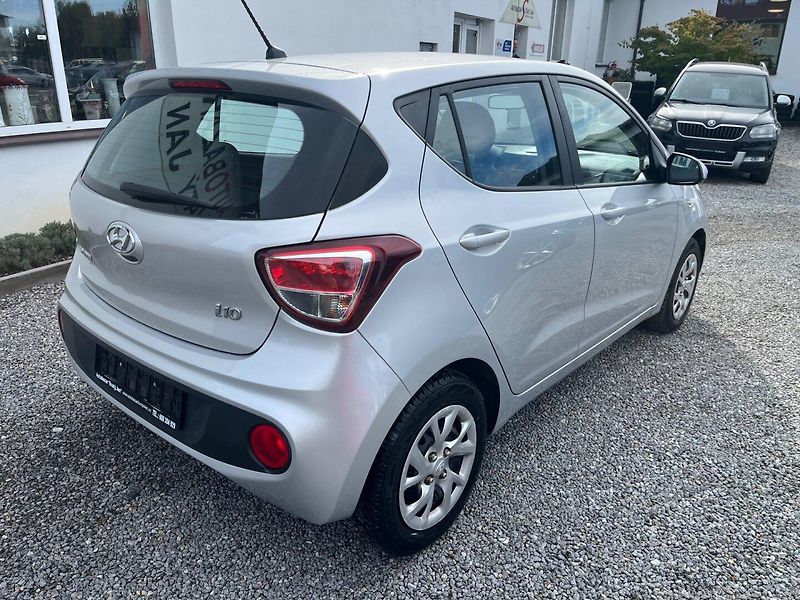 Hyundai i10 (2018) 1.0 i 69tis.km - fotka 2 z 20