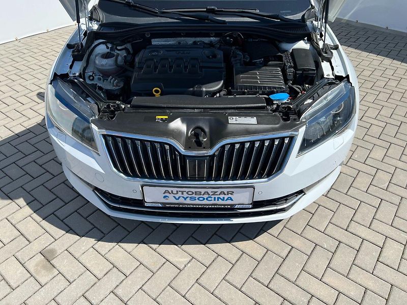 Škoda Superb (2015) 2.0TDi 110kW DSG! Style+! ČR! - fotka 12 z 40