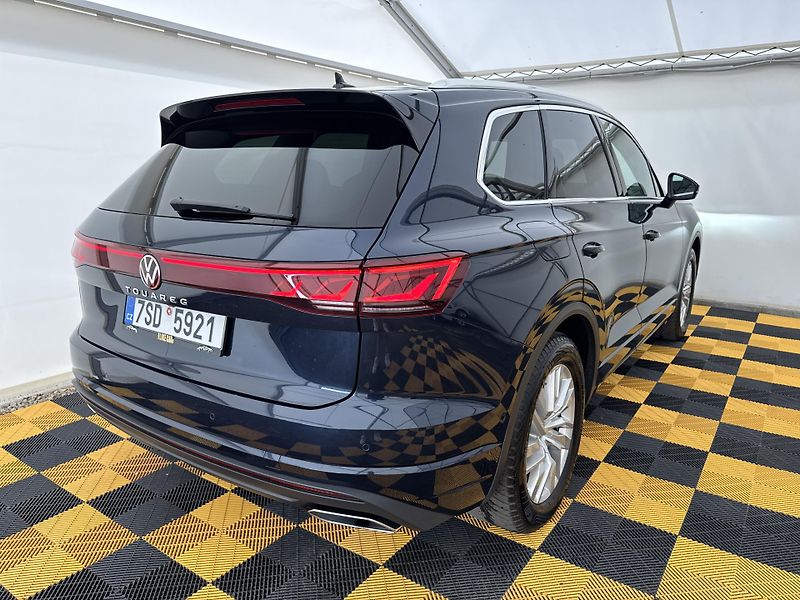 Volkswagen Touareg 3.0Tdi*1-MAJ*DPH*ELEGANCE* - fotka 5 z 44