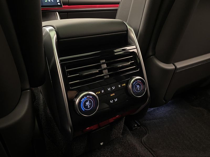 Land Rover Range Rover (2026) P550e AUTOBIOGRAPHY - fotka 47 z 99