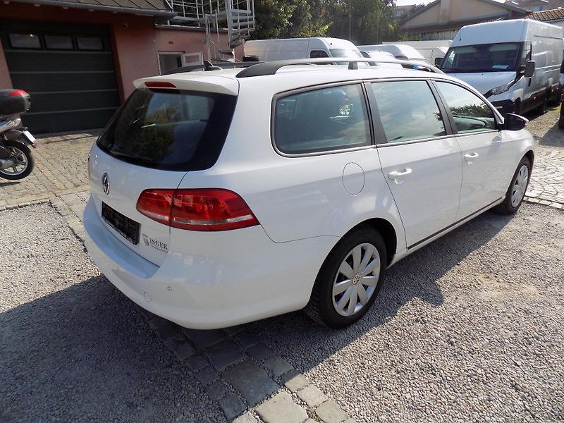 Volkswagen Passat 1,4 TSI 90 KW AUTOKLIMA VÝHŘEV - fotka 9 z 42