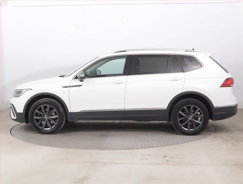 Volkswagen Tiguan Allspace (2023) Life 2.0 TDI - fotka 3 z 17
