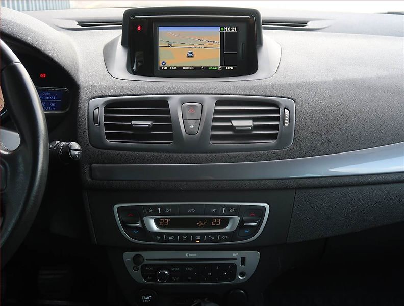 Renault Mégane (2015) 1.5 dCi, Navi, Tempomat - fotka 12 z 20