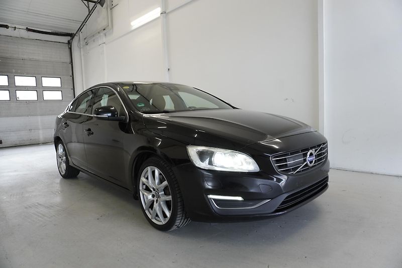 Volvo S60 D5 AUTOMAT - fotka 18 z 28