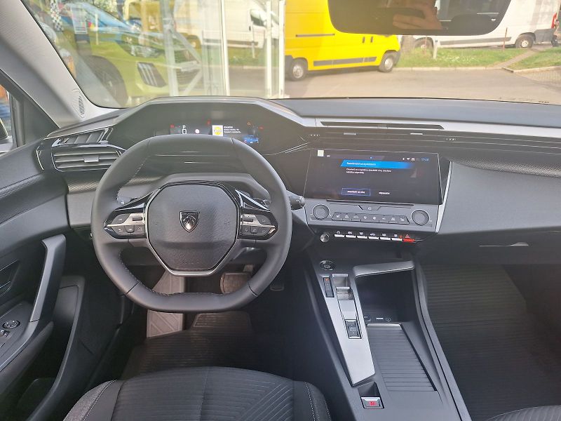Peugeot 308 (2024) ACTIVE PACK 1.2 PT 130k EAT8 - fotka 11 z 22