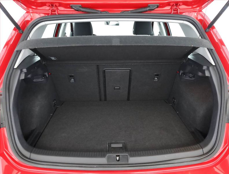 Volkswagen Golf (2013) 1.2 TSI, Tempomat - fotka 17 z 18