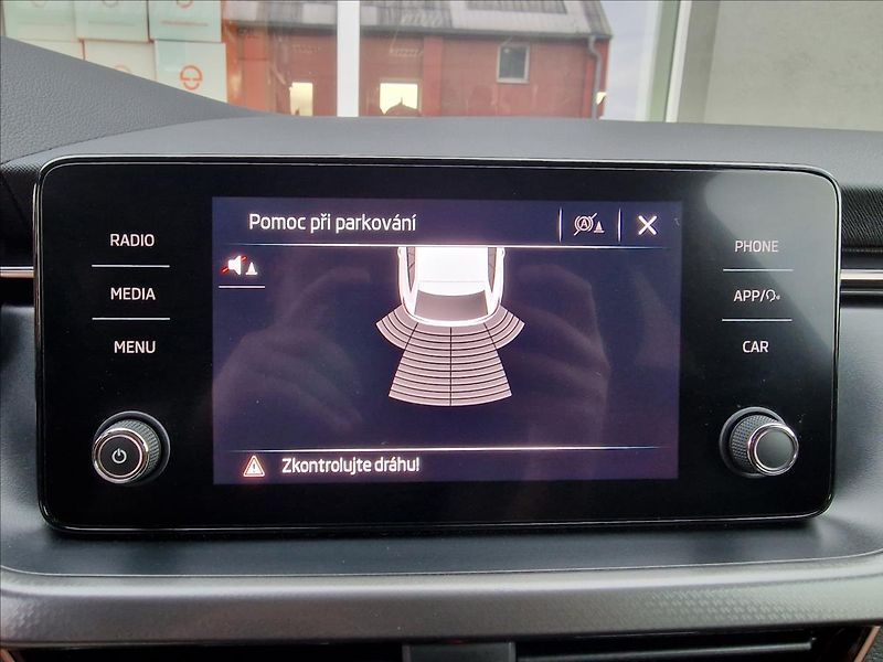 Škoda Scala 1.0 TSI 70kW Style, ČR,1.Maj. - fotka 28 z 50