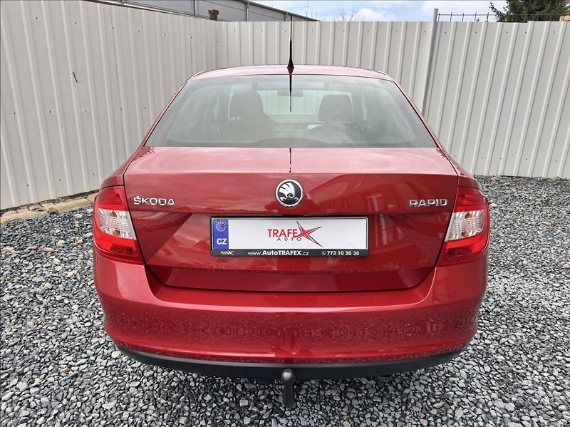 Škoda Rapid 1,2 TSI,63kW,tažné,1.maj.,ČR - fotka 11 z 50