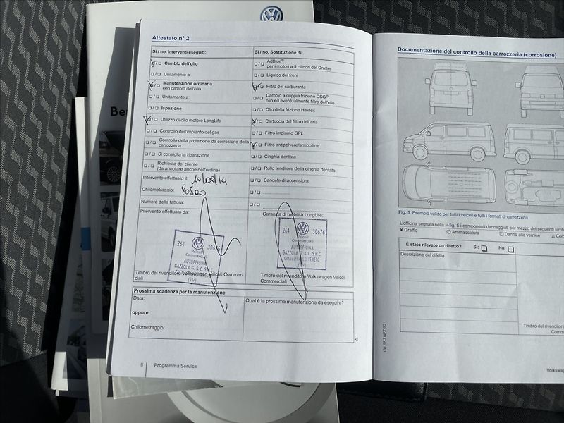 Volkswagen Crafter 2,0 TDi 120kw polointegrovaný - fotka 19 z 42