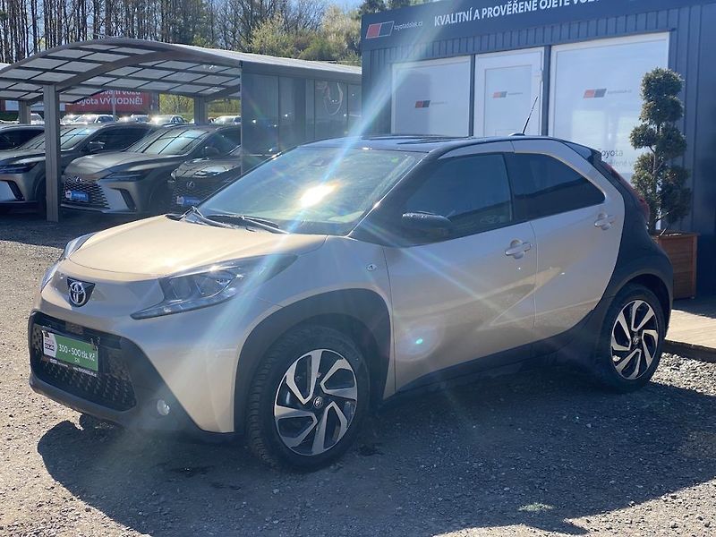 Toyota Aygo 1.0i, ČR-1m, Style, DPH - fotka 3 z 10