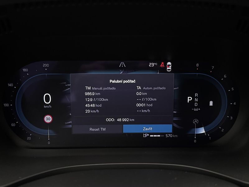 Volvo XC60 B5 AWD CORE CZ AUT 1.MAJ - fotka 16 z 42