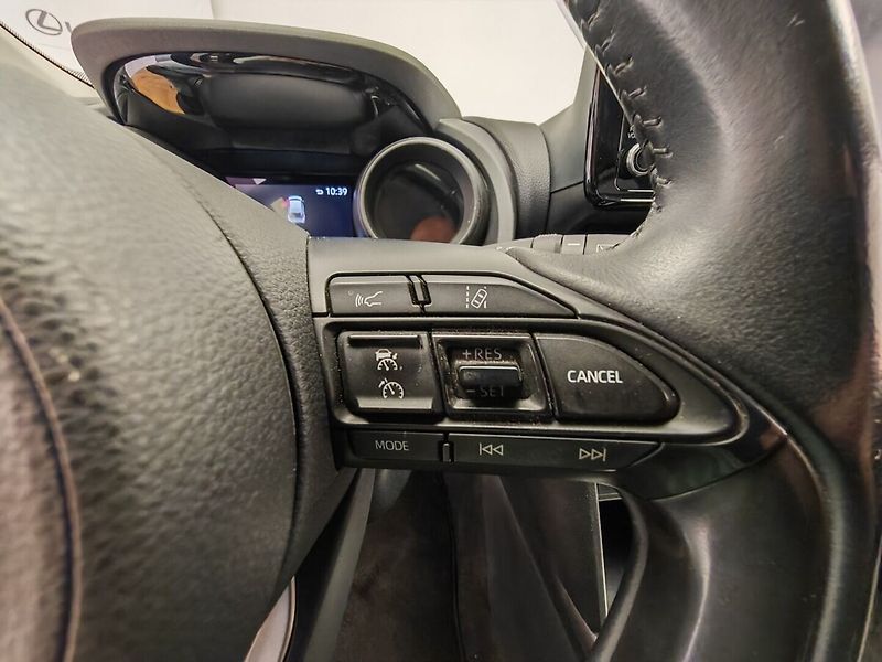 Toyota Yaris Cross 1.5 Hybrid eCVT AWD Comfort - fotka 22 z 31