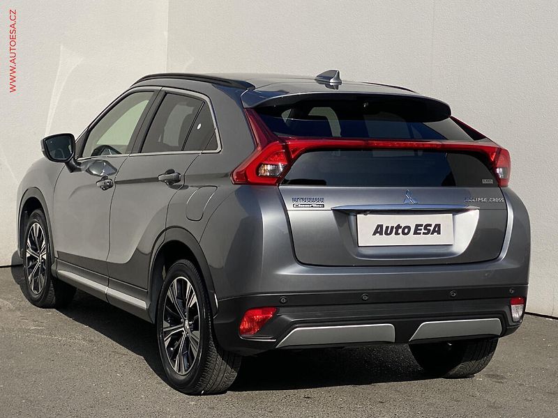Mitsubishi Eclipse Cross (2018) 1.5T-MiVEC 4x4, AT, kůže - fotka 6 z 21