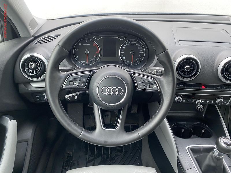 Audi A3 (2017) 1.6 TDi, Bixen, panor, kůže - fotka 11 z 20