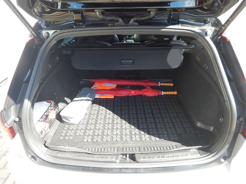 Volvo V60 T8 POLESTAR ENGINEERED - fotka 15 z 29