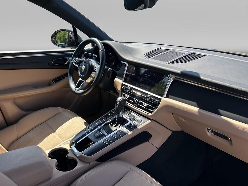 Porsche Macan 2.0 - fotka 20 z 29