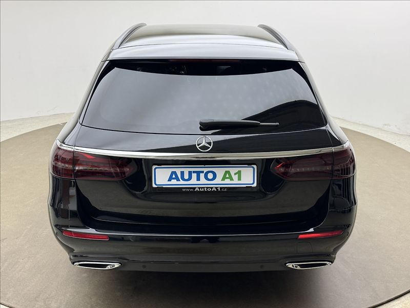 Mercedes-Benz Třídy E 2,9 400d 4MATIC AMG LED 360° - fotka 5 z 44