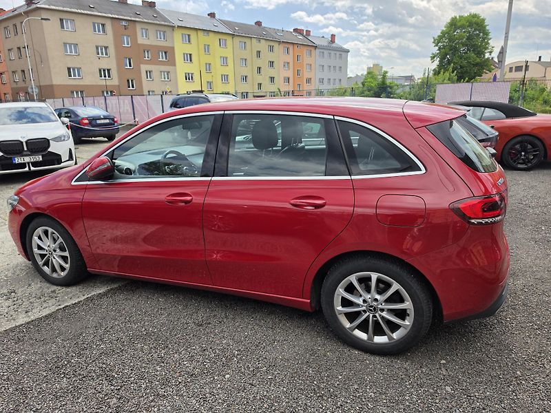 Mercedes-Benz Třídy B (2019) 180d  - fotka 4 z 7