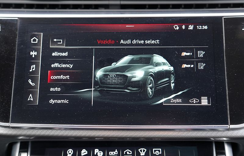 Audi RS Q8 TFSI 441kW quattro - fotka 44 z 51