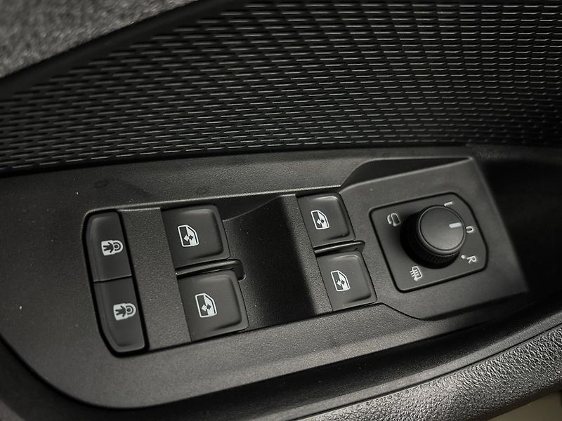 Škoda Octavia Top Selection DSG - fotka 21 z 29