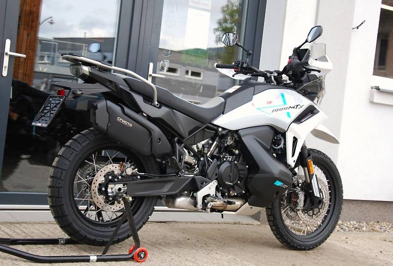 CFMOTO (2026) 1000MT-X Touring WHITE - fotka 3 z 25