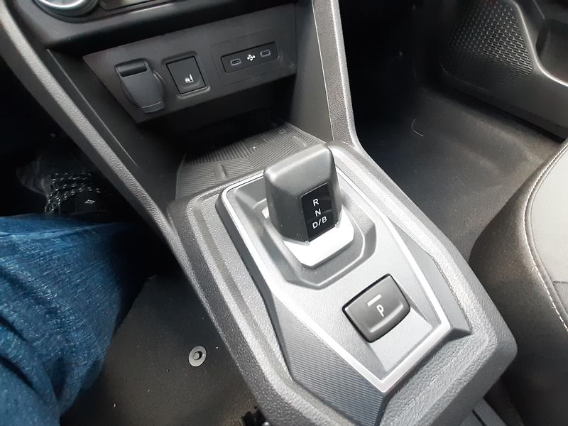 Dacia Jogger (2026) Extreme 1,8 155k HYBRID 7 míst - fotka 21 z 24